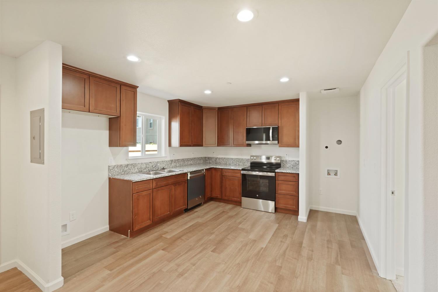 227 N Fremont Avenue