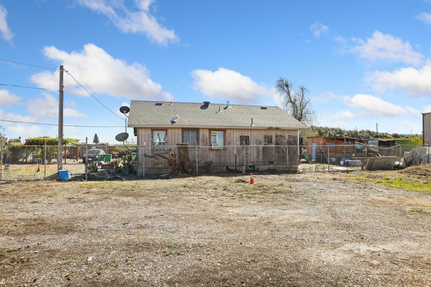 3133 Yosemite Avenue