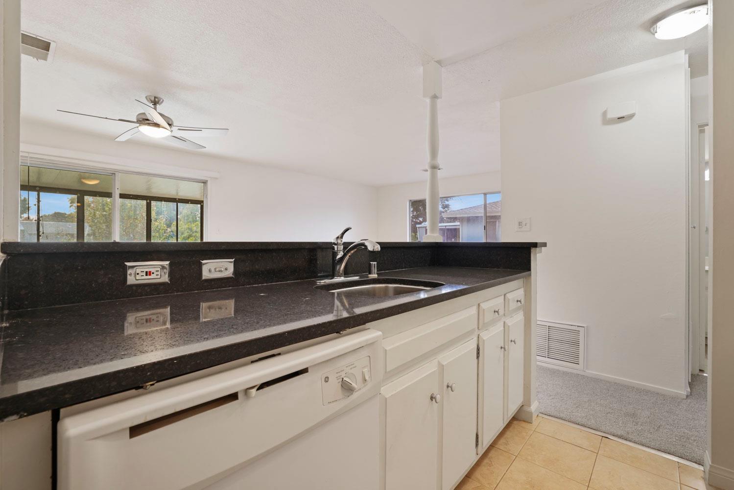 3113 Occidental Drive 4