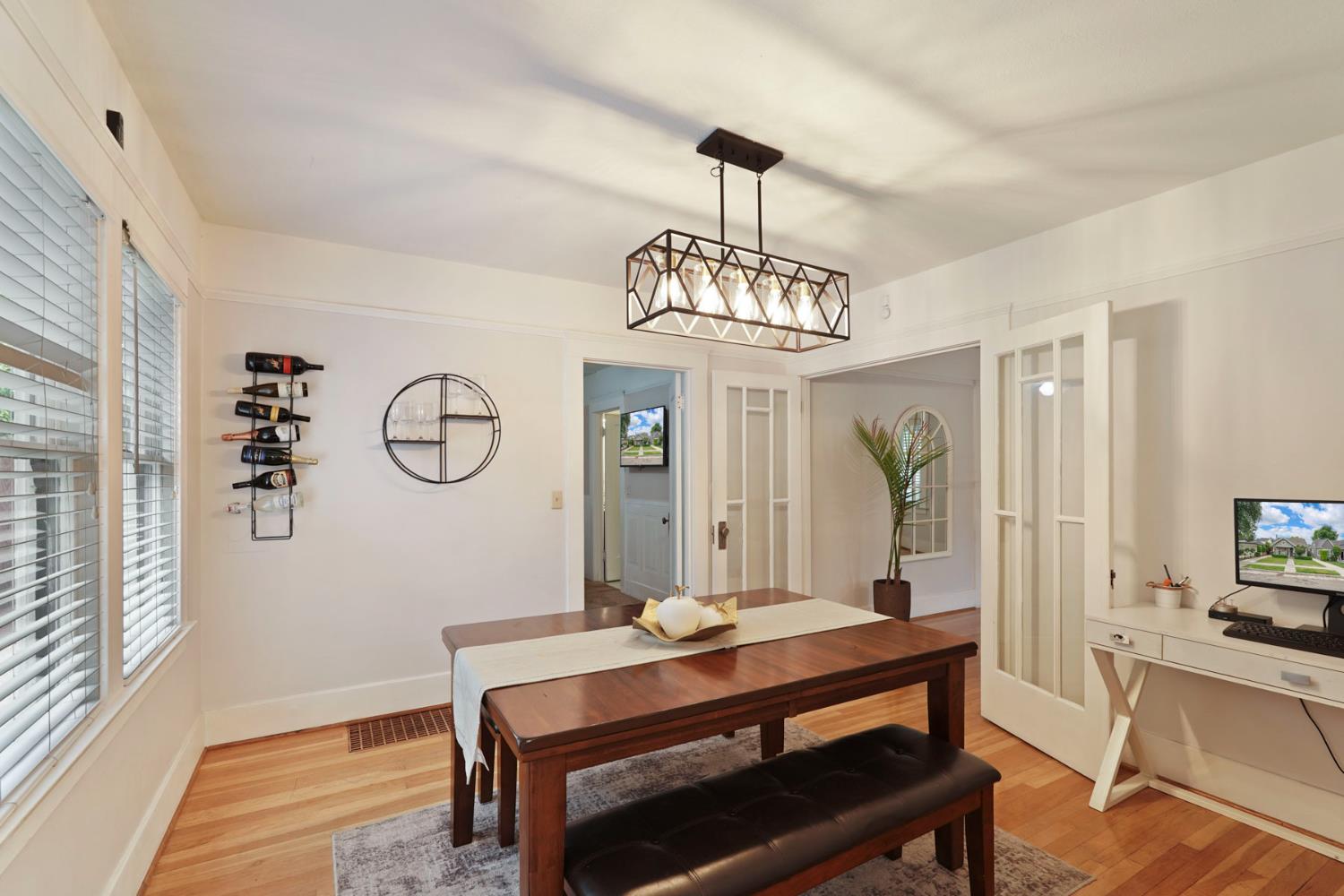 1120 W Walnut Street