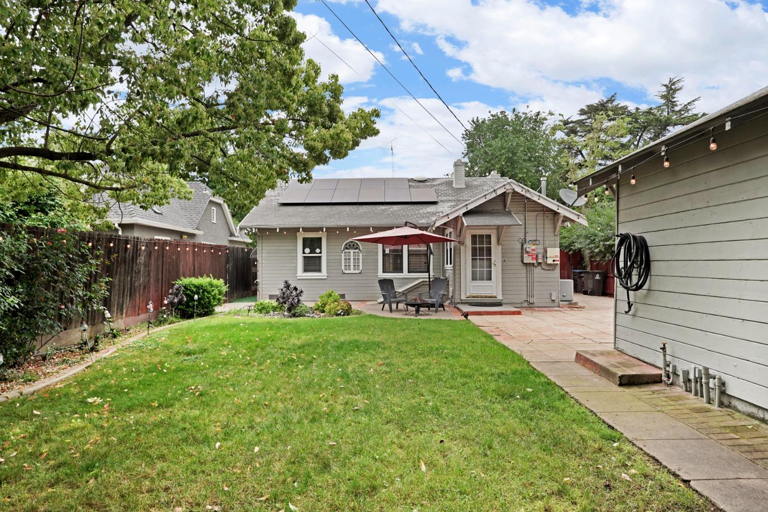 1120 W Walnut Street