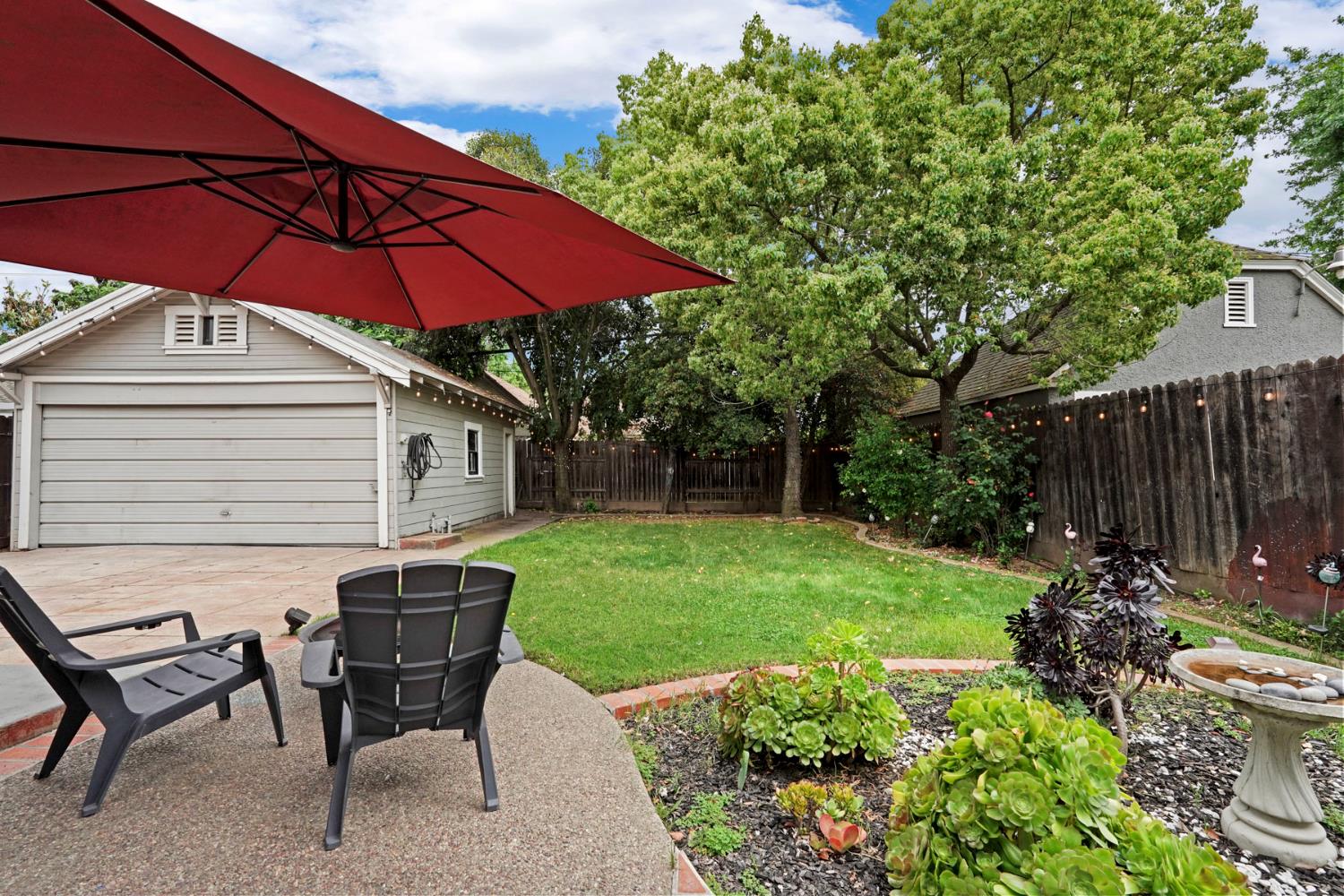 1120 W Walnut Street