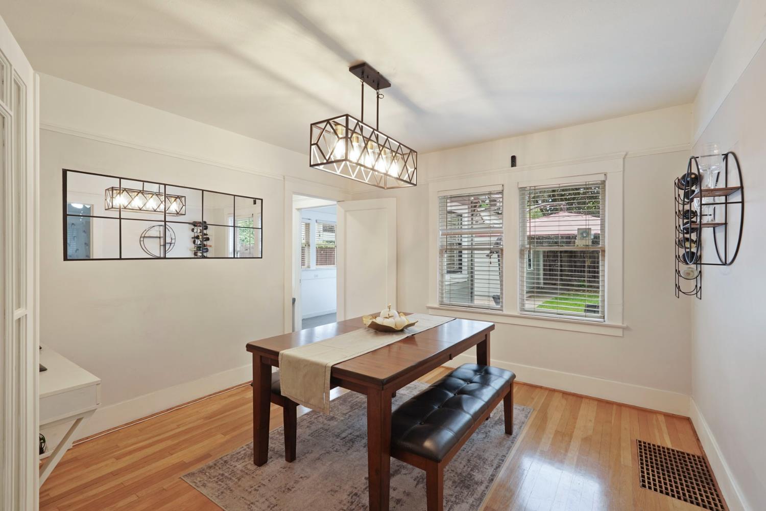 1120 W Walnut Street