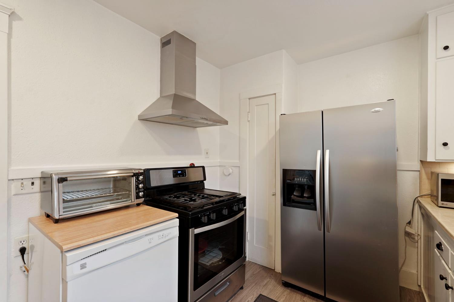 1120 W Walnut Street