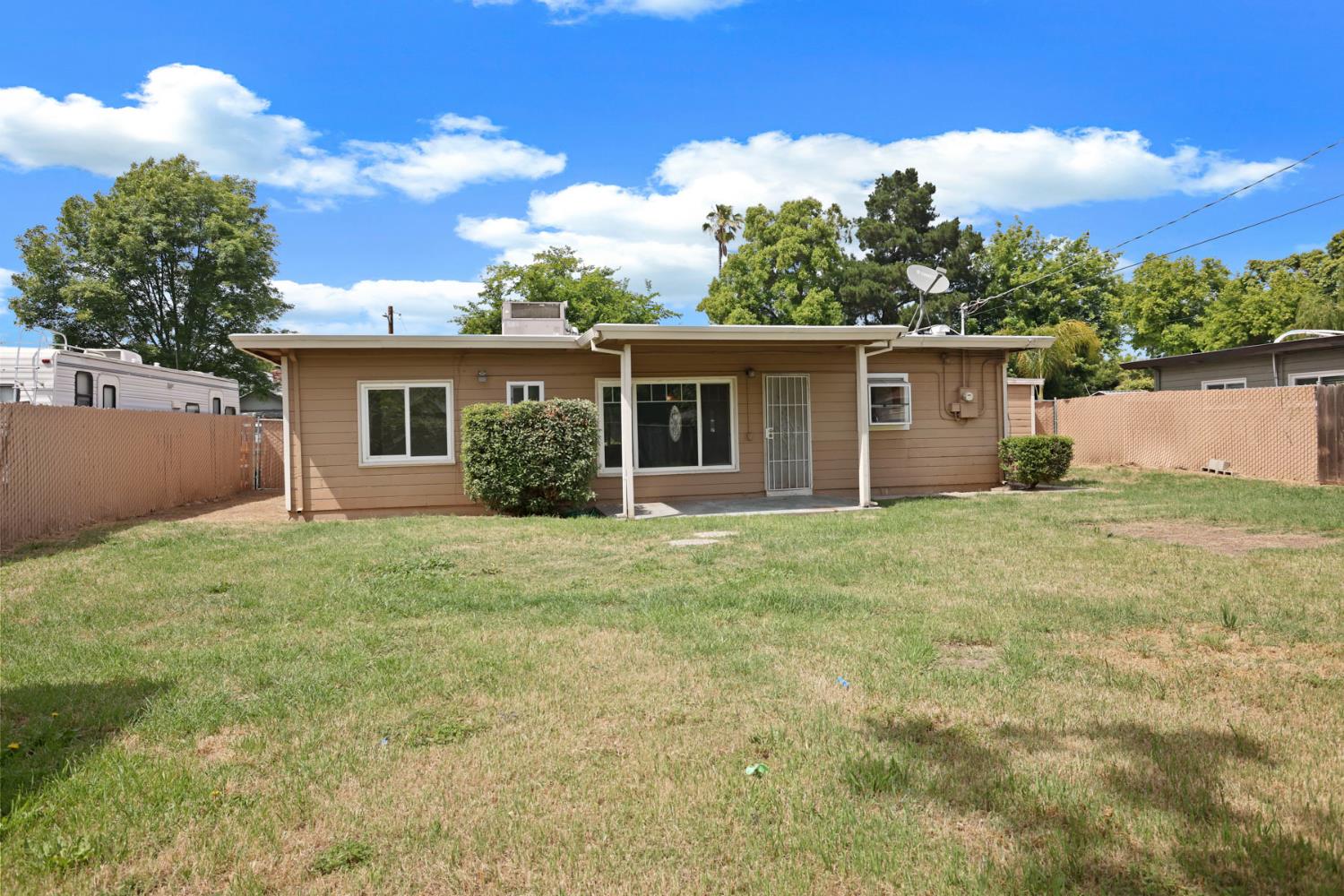 2452 Christina Avenue