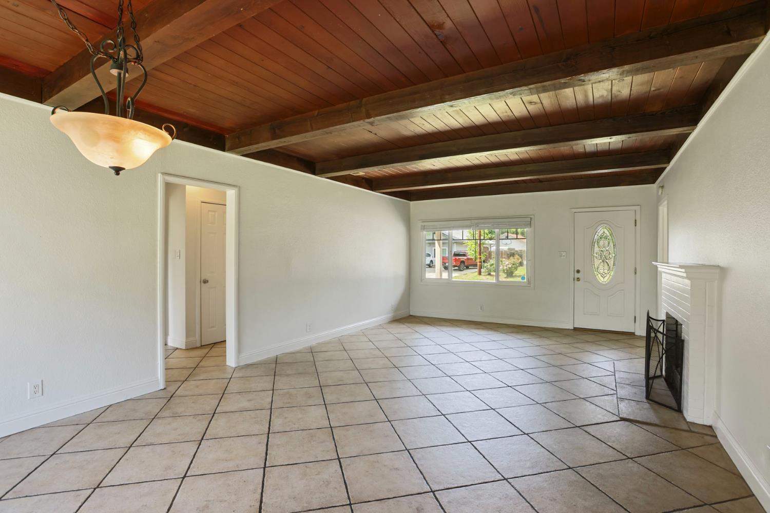 2452 Christina Avenue