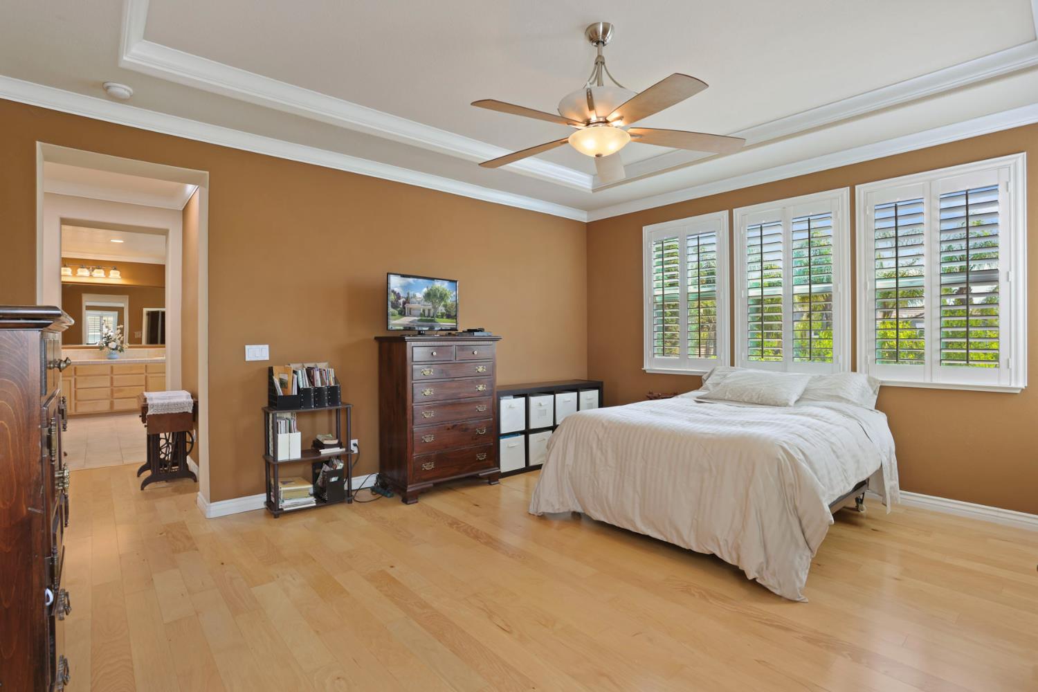 2127 Lighthouse Circle