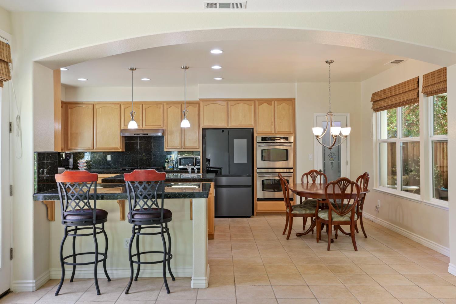 2127 Lighthouse Circle