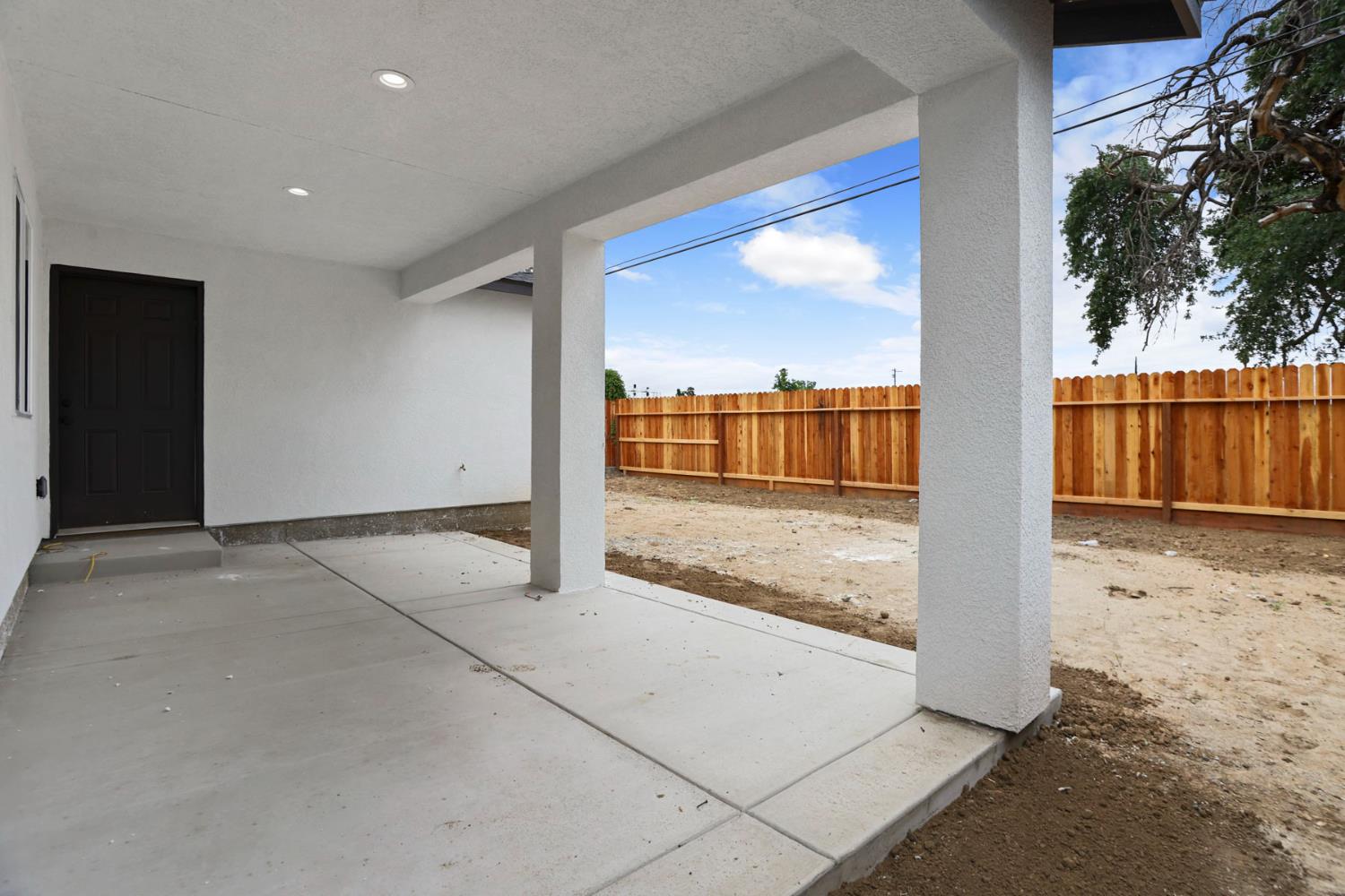 1811 N Stanford Avenue