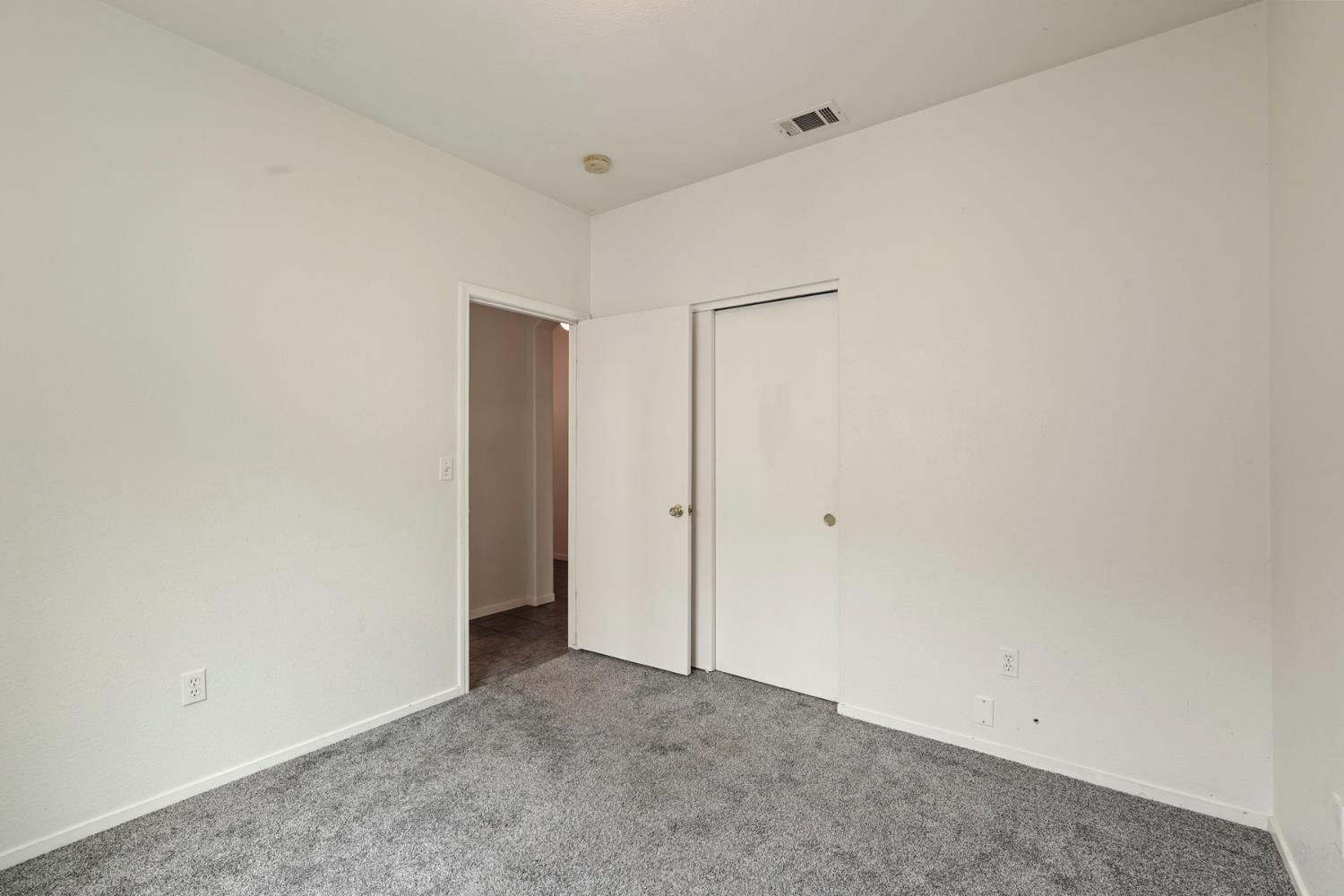 1692 Solaro Way