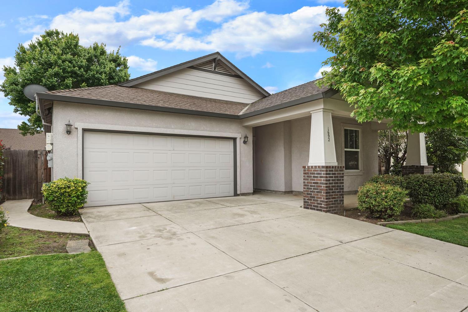 1692 Solaro Way