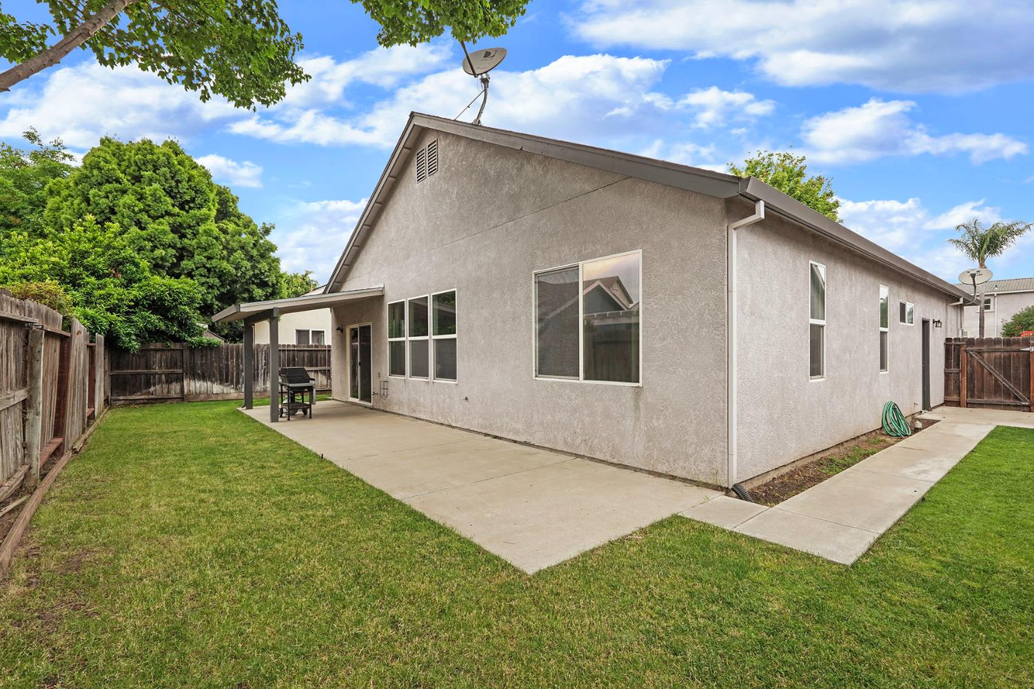 1692 Solaro Way