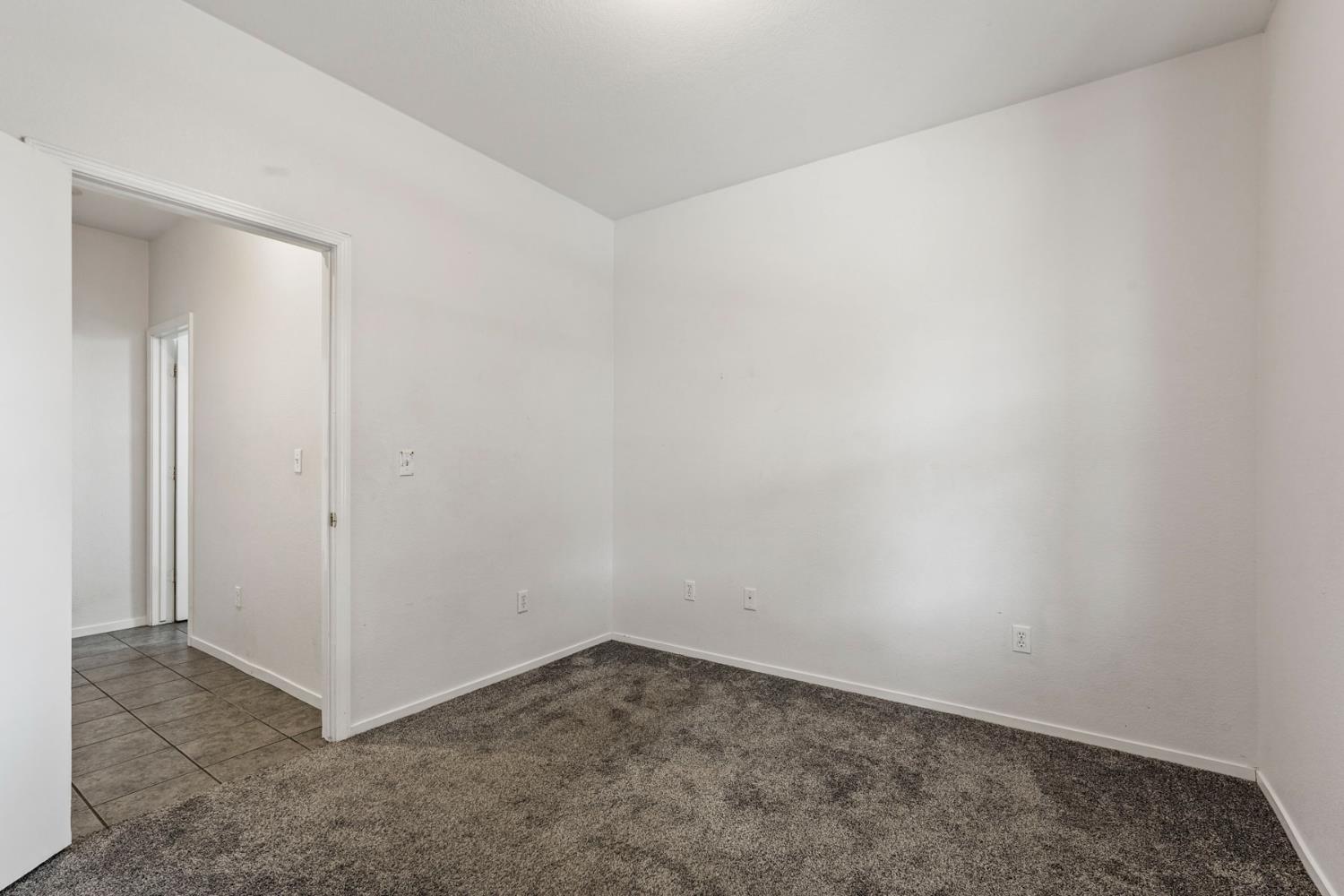 1692 Solaro Way
