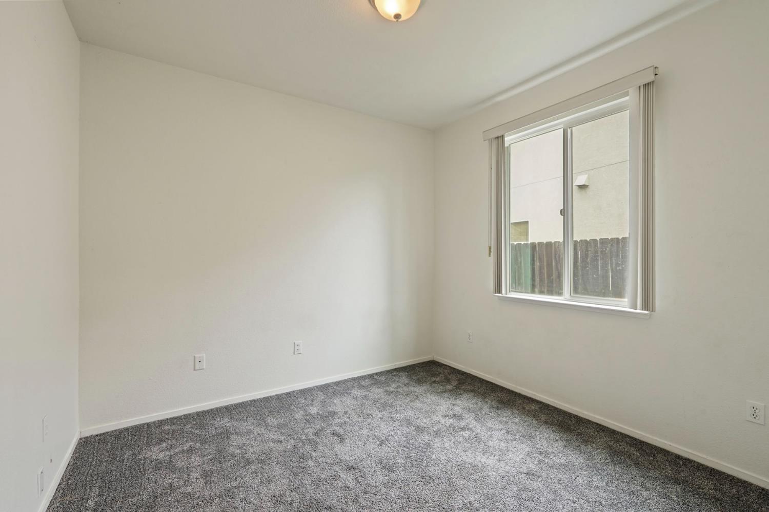 1692 Solaro Way