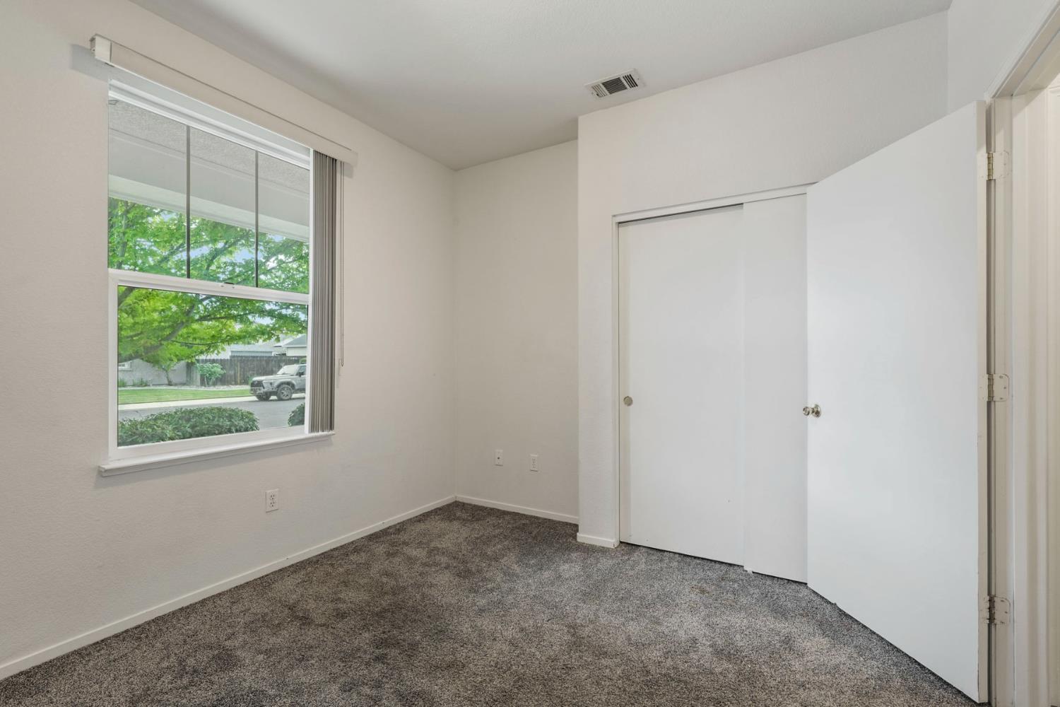 1692 Solaro Way