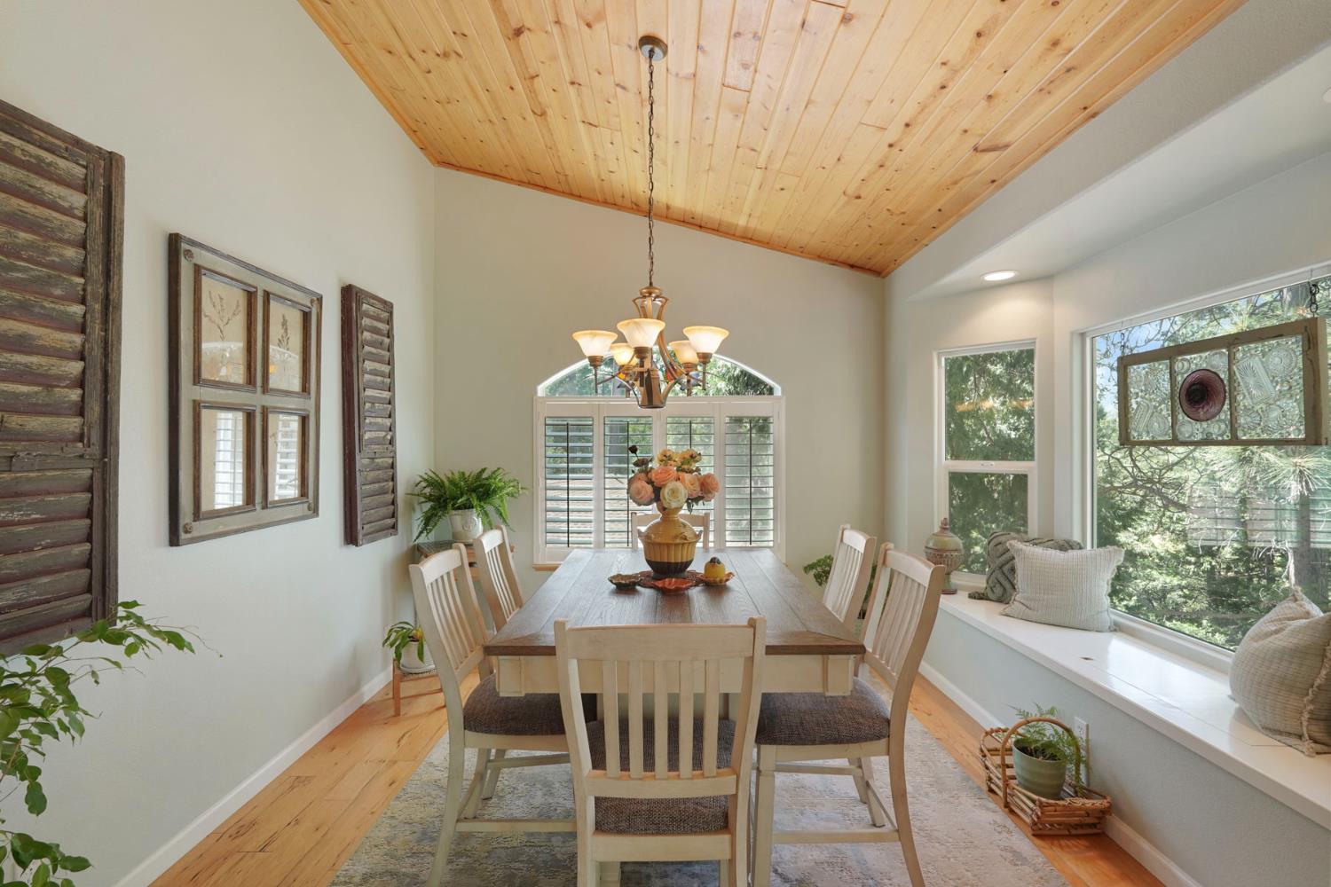 980 Fairway Court