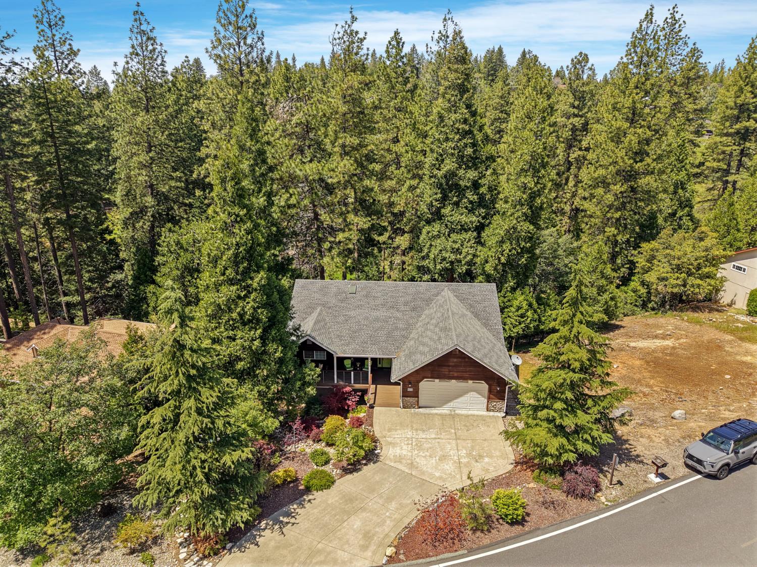 980 Fairway Court