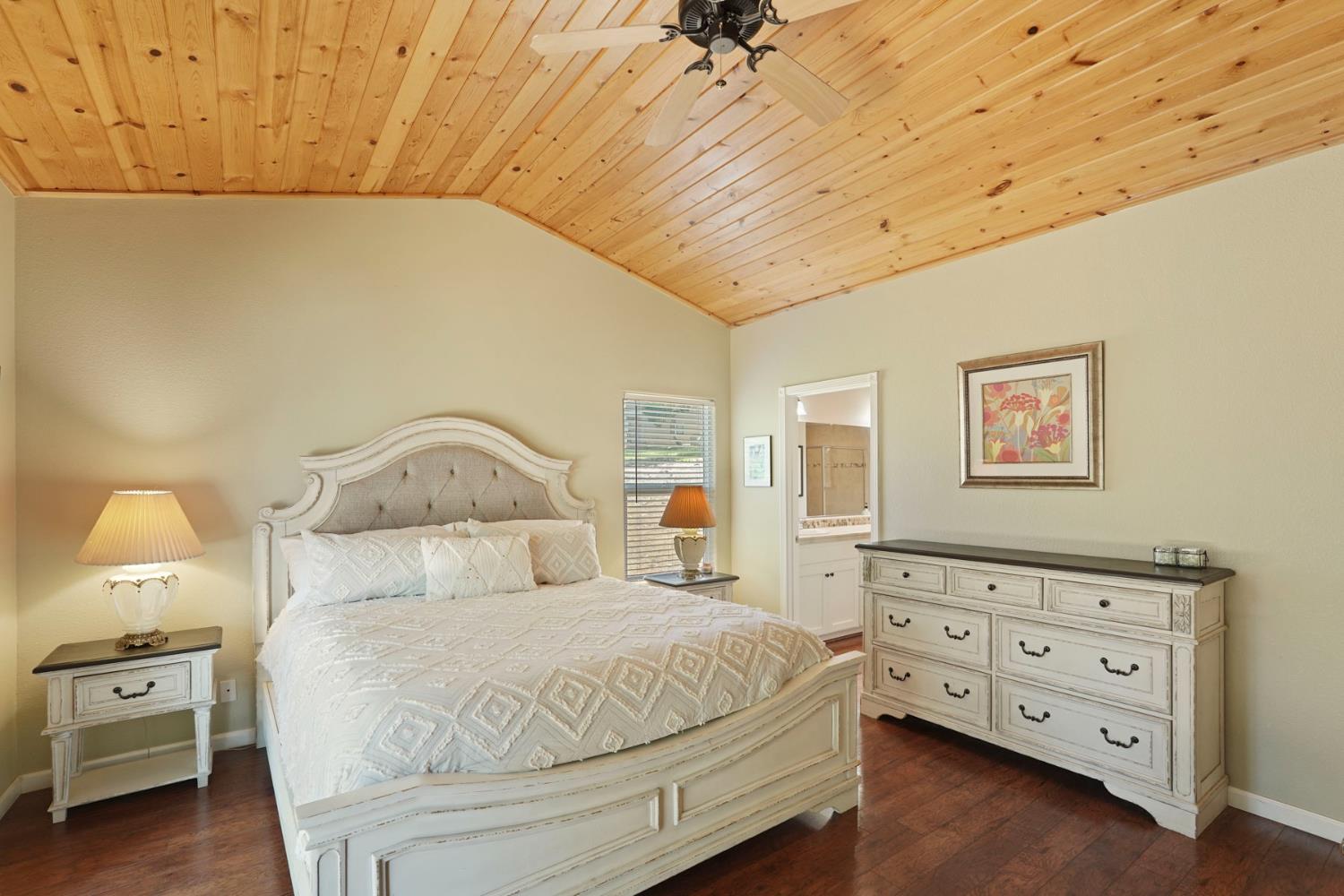 980 Fairway Court