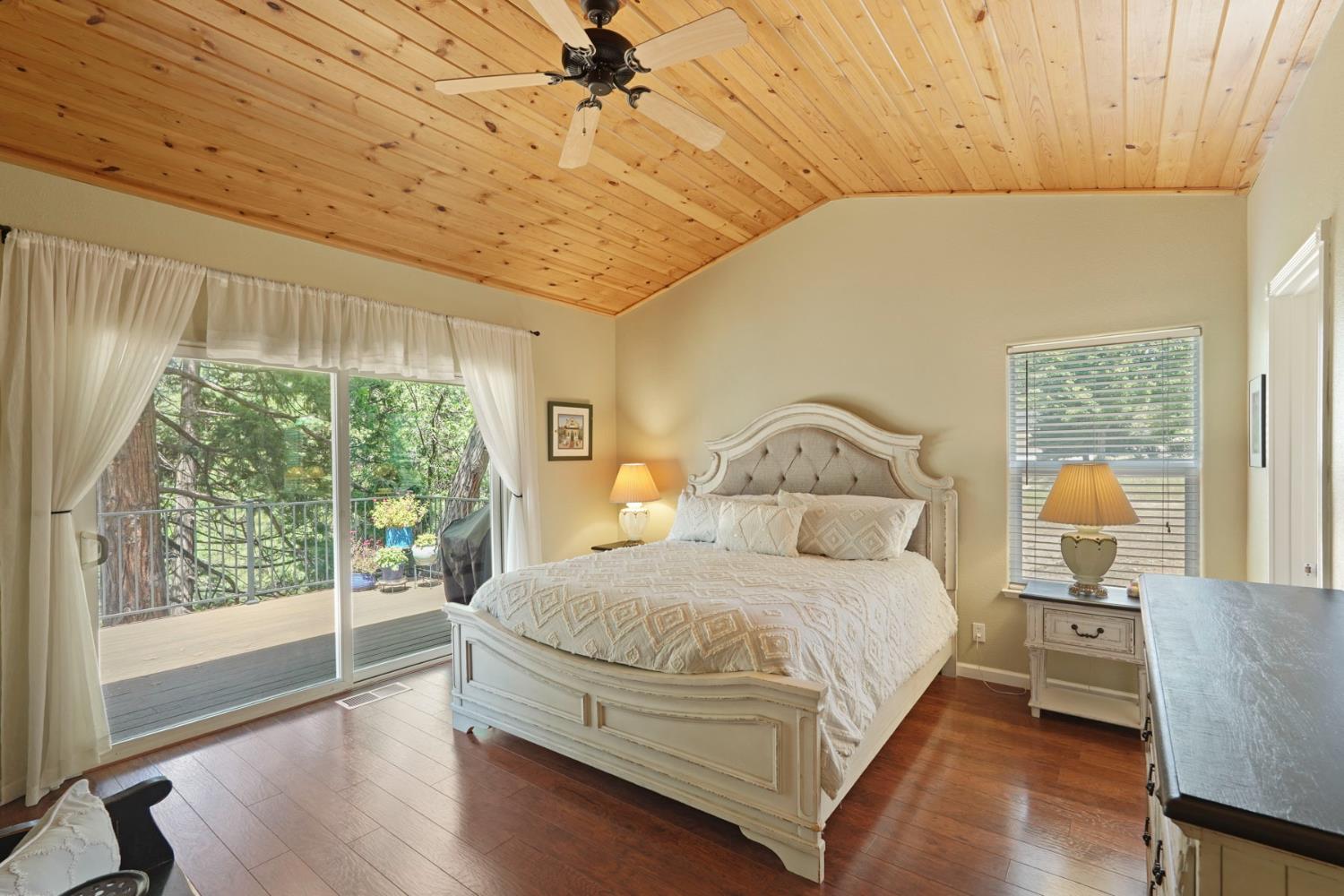 980 Fairway Court