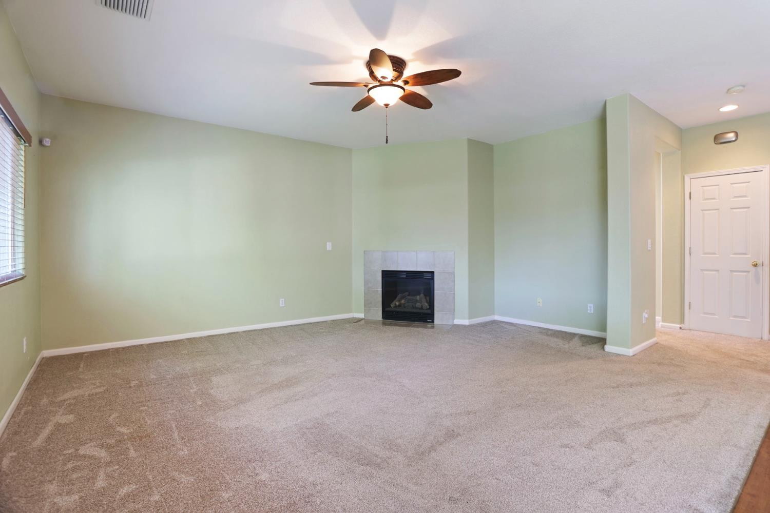1945 San Ramos Way