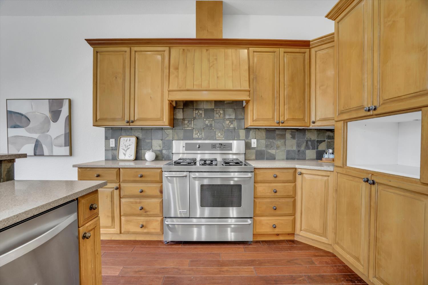 565 Springcreek Place