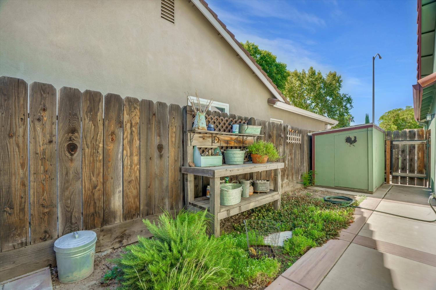 495 Mahogany Lane