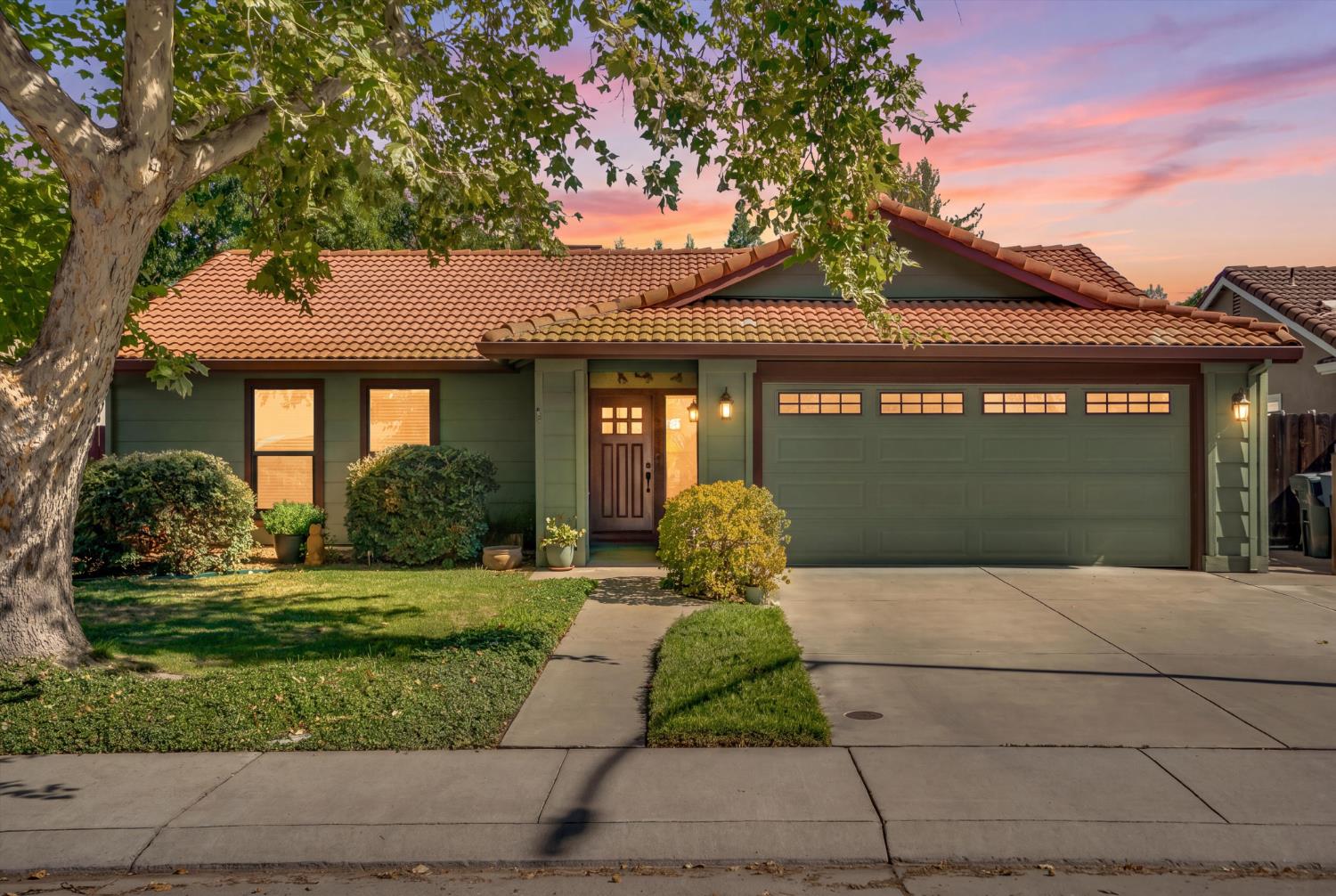 495 Mahogany Lane