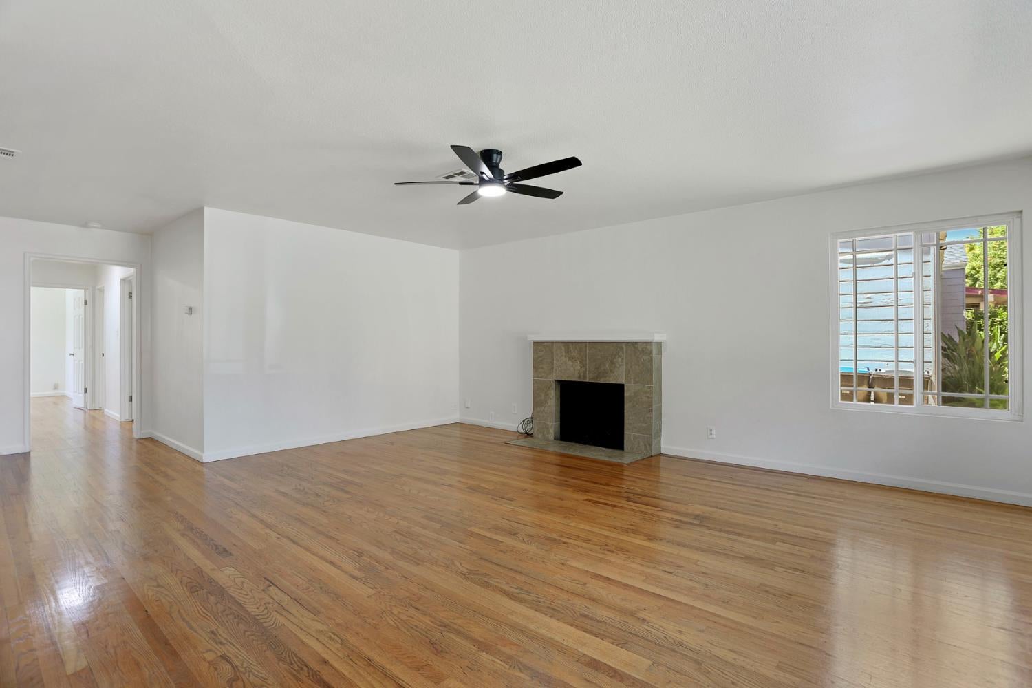 1420 W Walnut Street