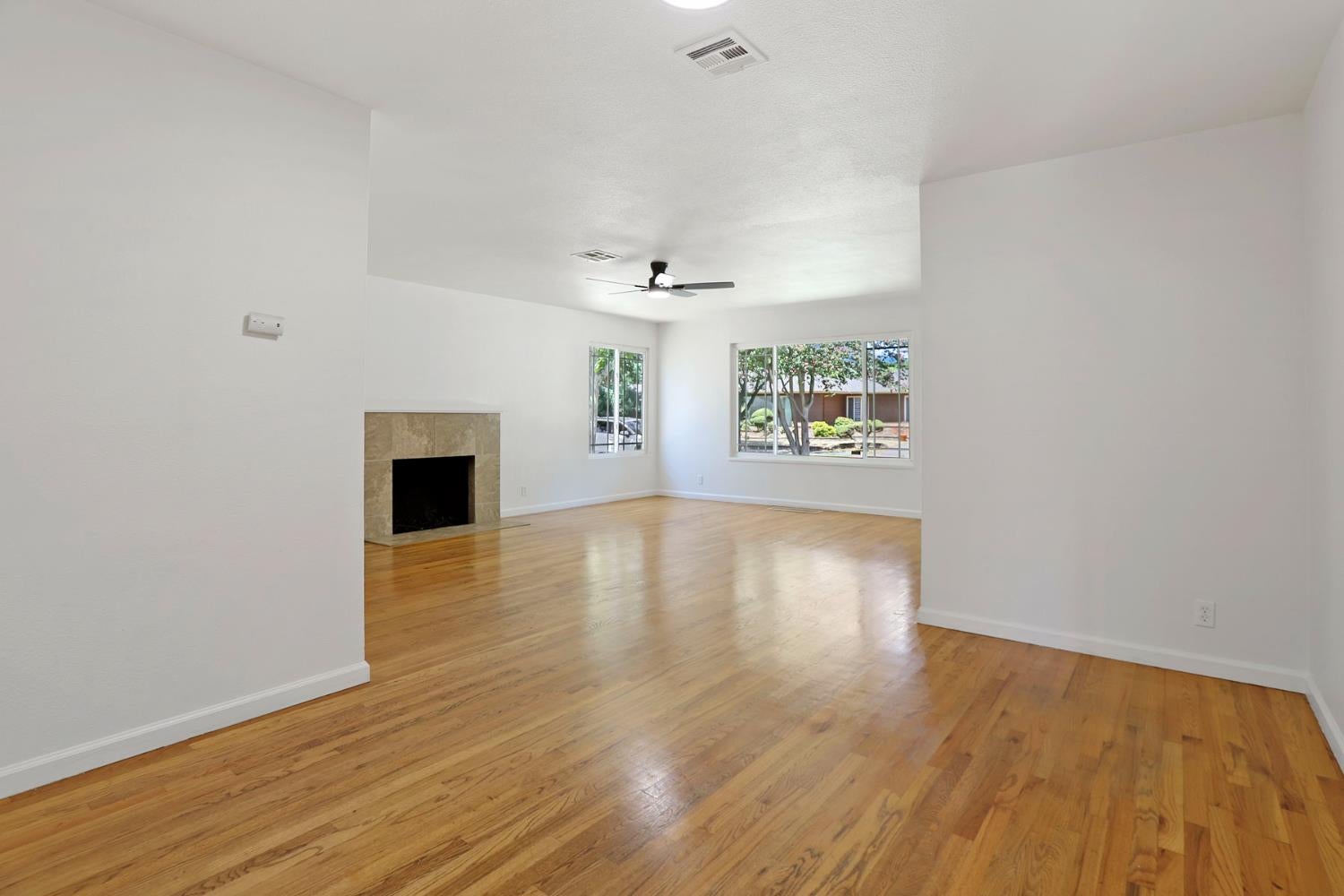 1420 W Walnut Street