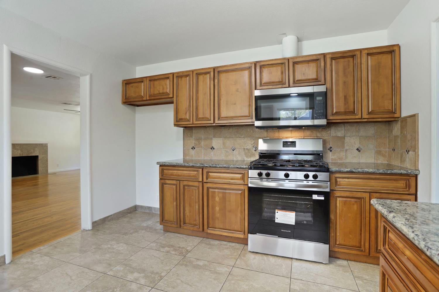 1420 W Walnut Street