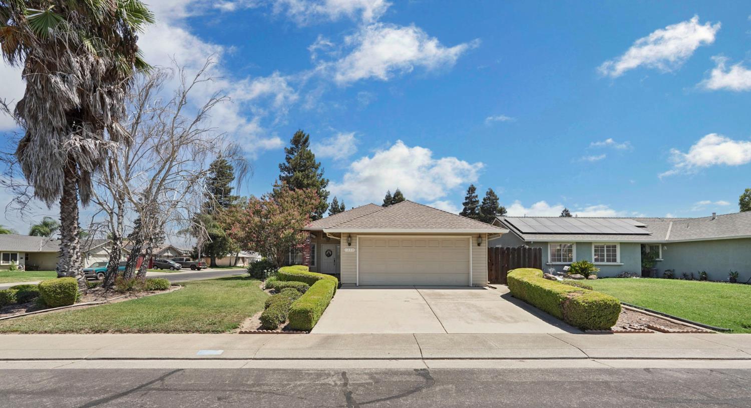 1374 Edgewood Avenue