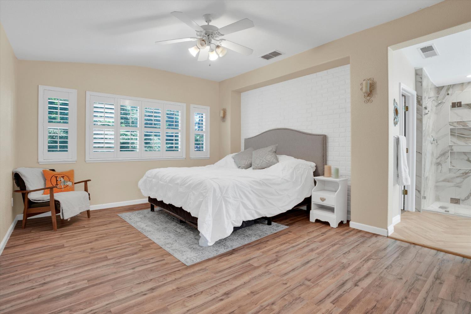 6409 Pine Meadow Circle