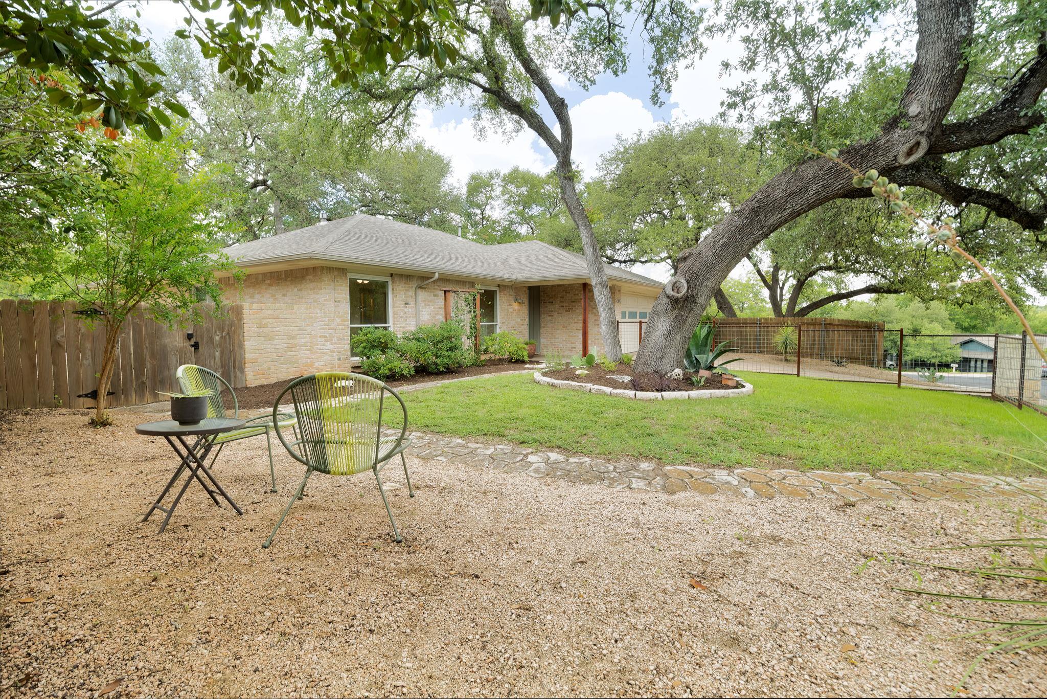 1406 Radam CIR
