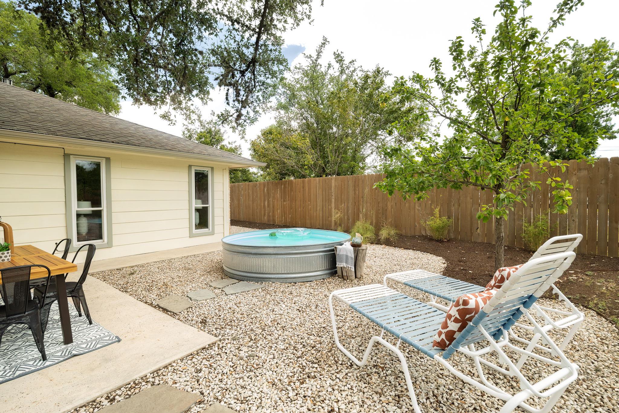 1406 Radam CIR