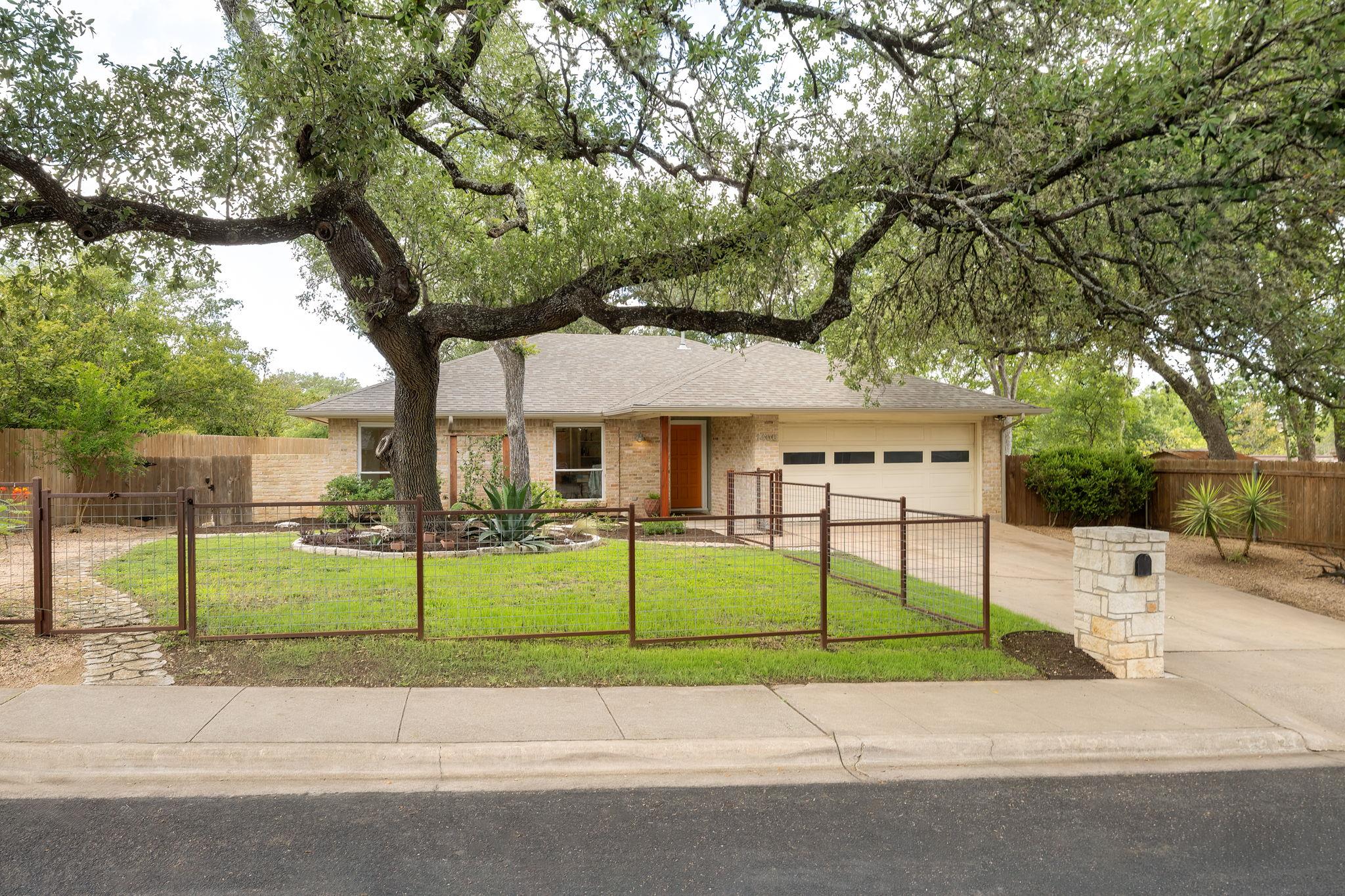 1406 Radam CIR