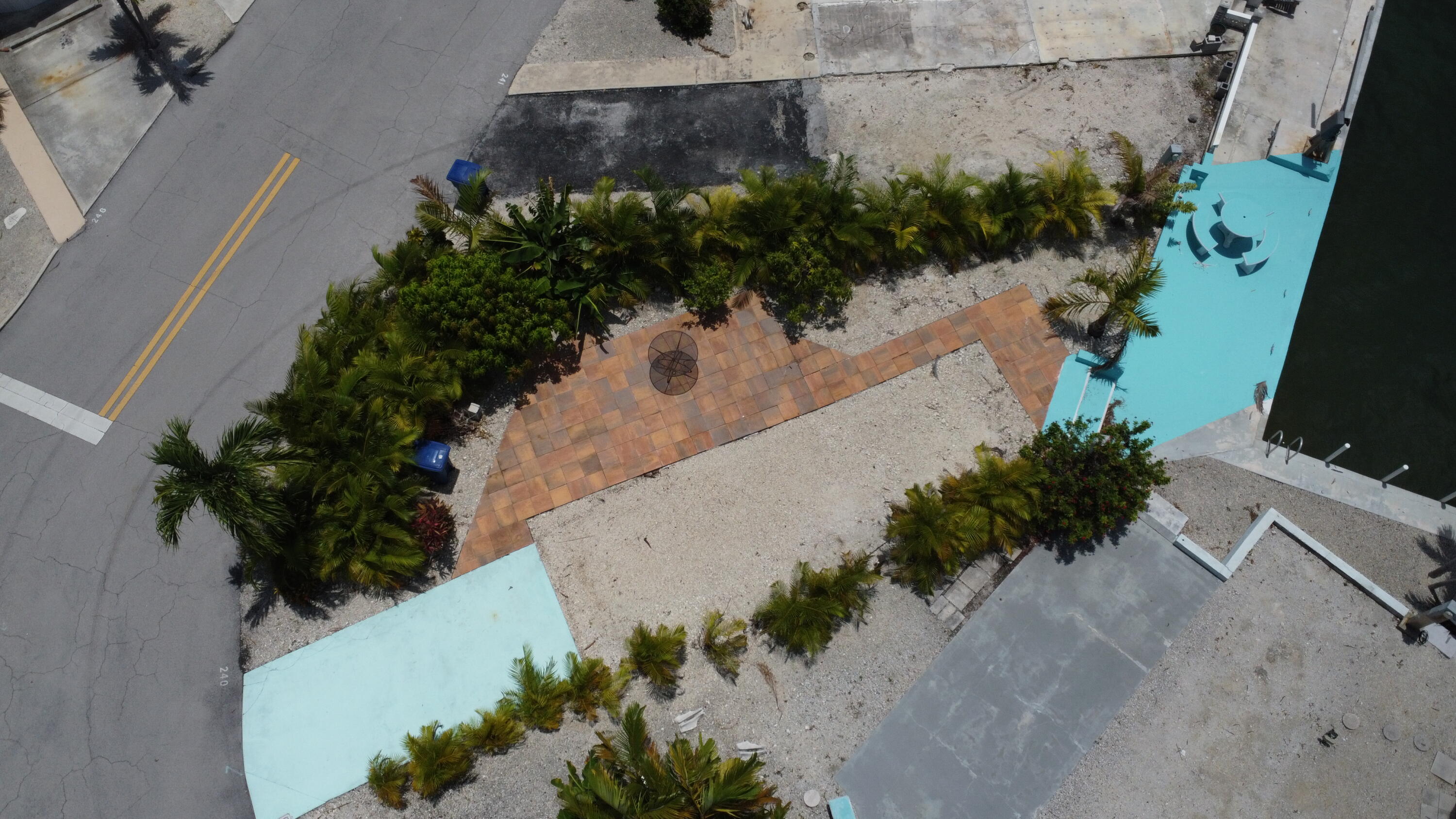 701 Spanish Main Drive Unit: 240