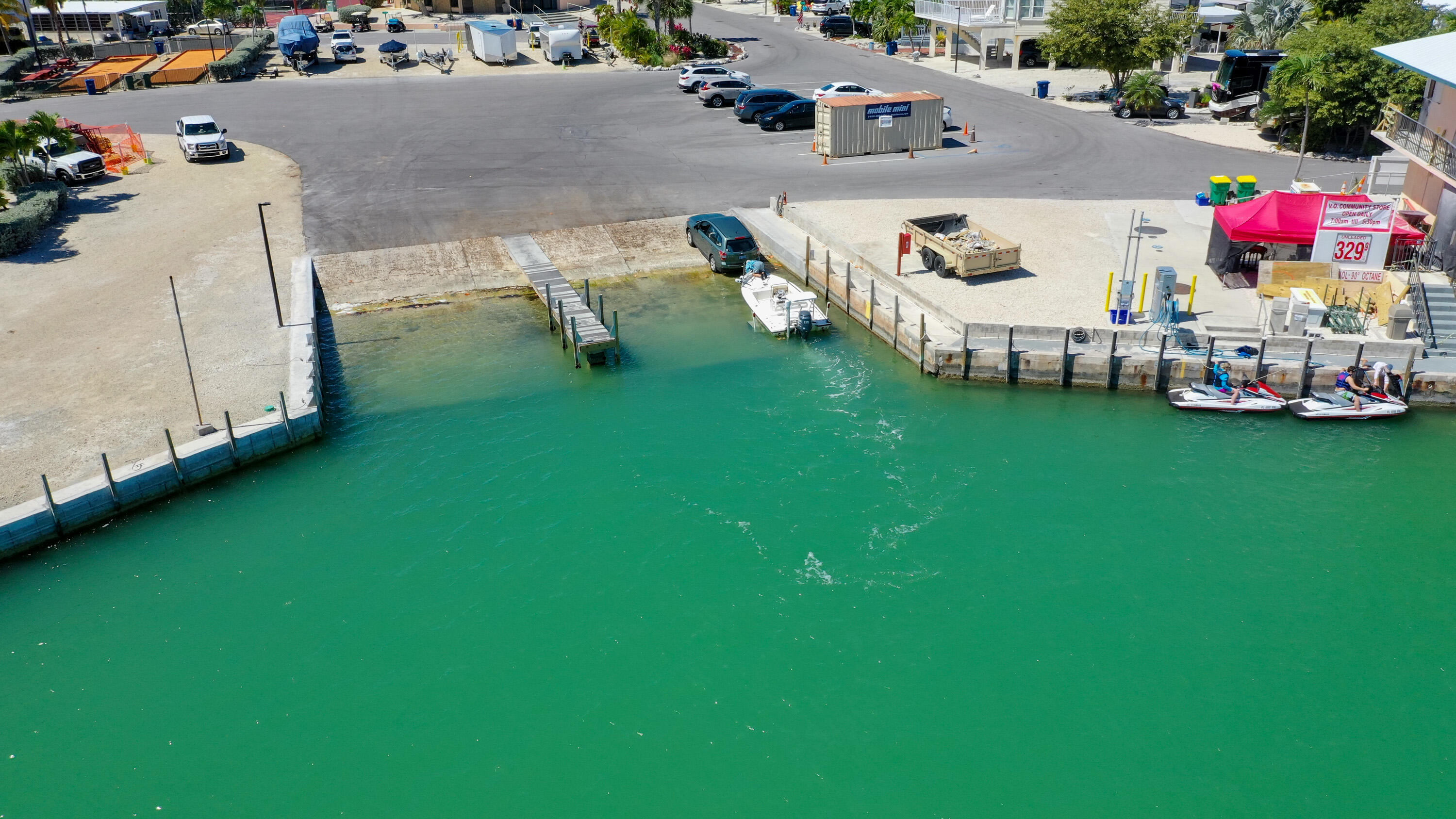 701 Spanish Main Drive Unit: 240