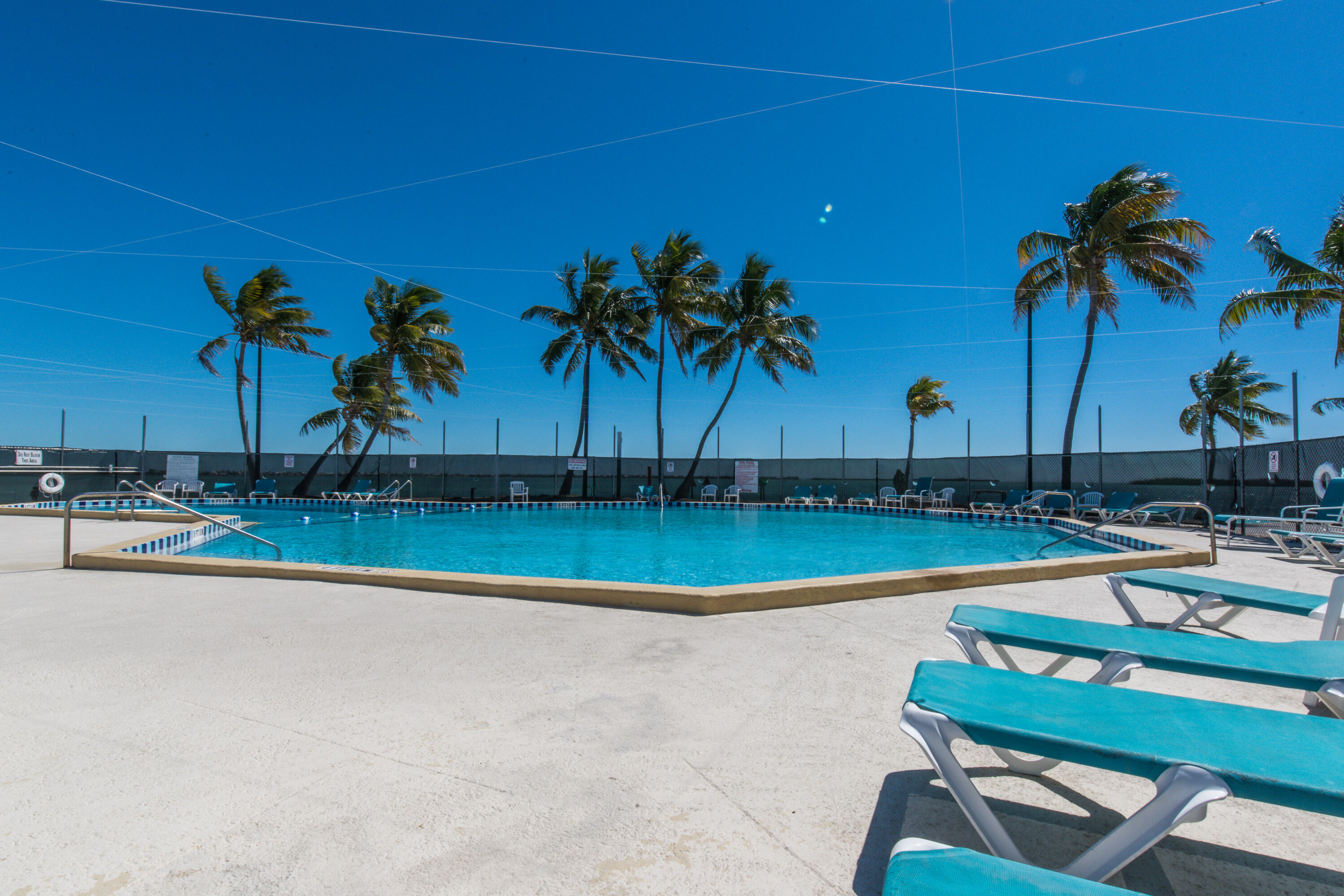 701 Spanish Main Drive Unit: 240