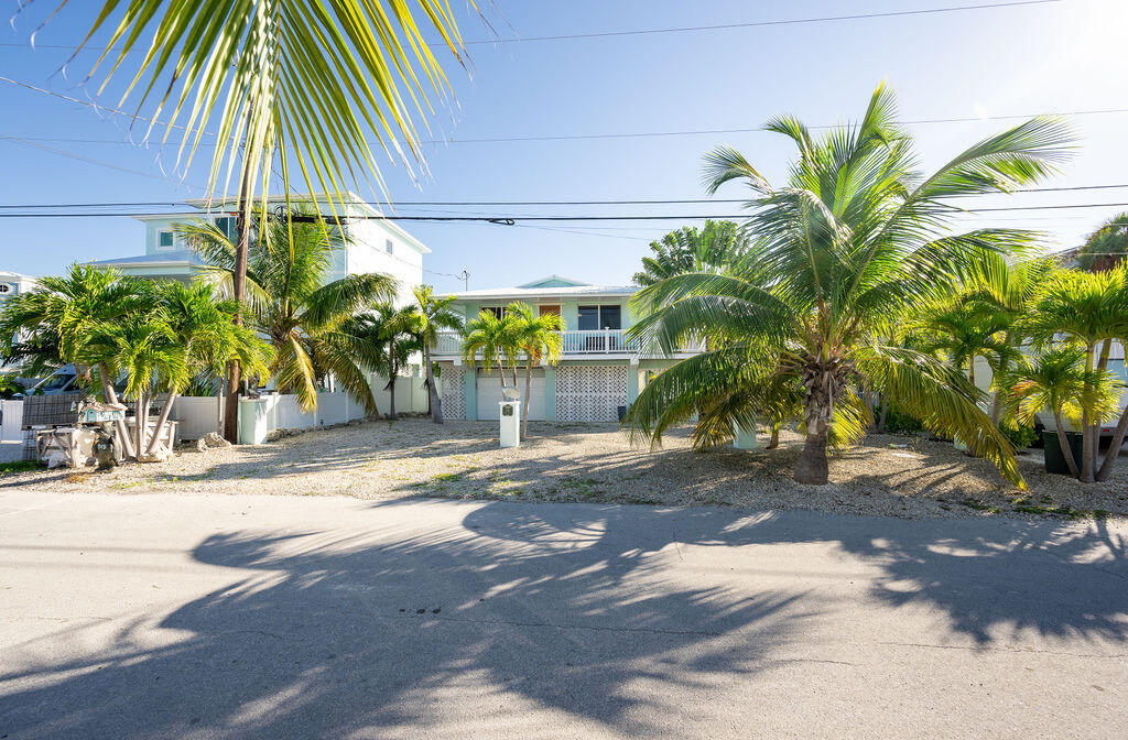 845 Gulf Drive