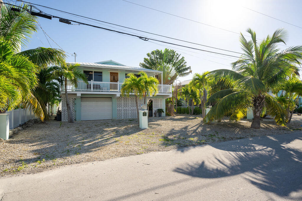 845 Gulf Drive