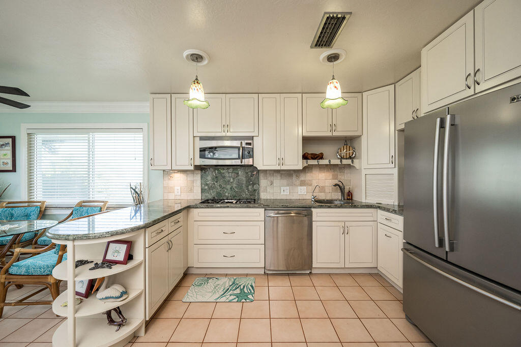845 Gulf Drive