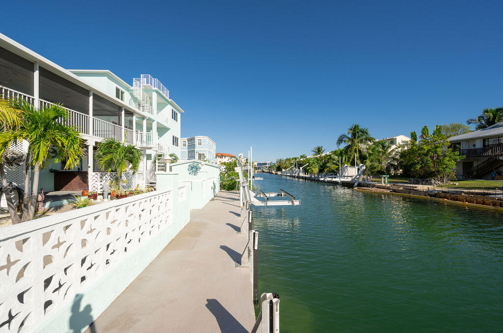 845 Gulf Drive