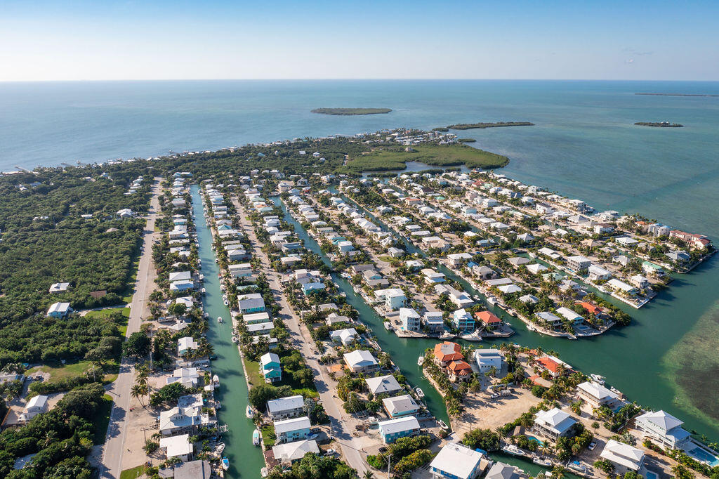 845 Gulf Drive