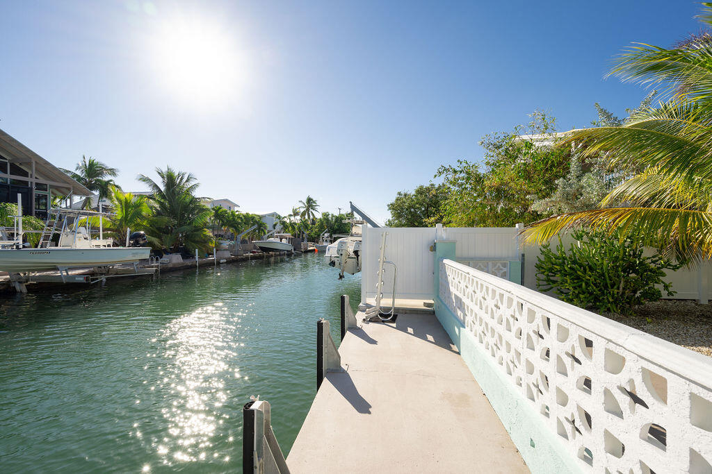 845 Gulf Drive