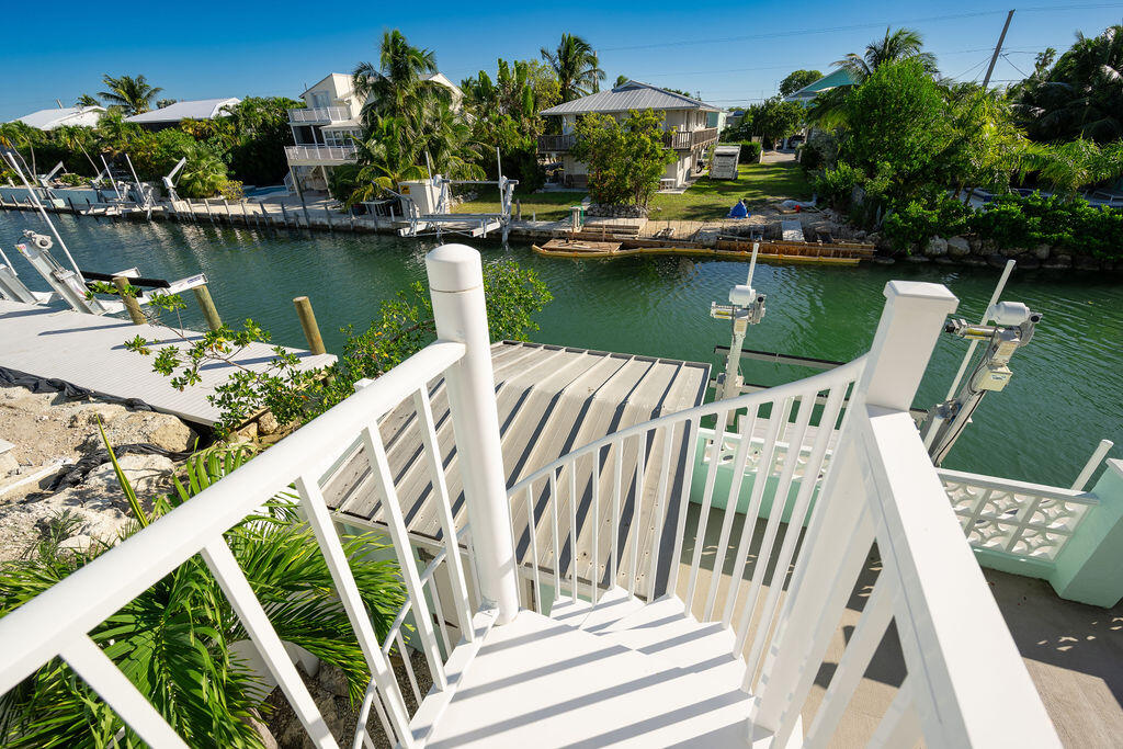 845 Gulf Drive