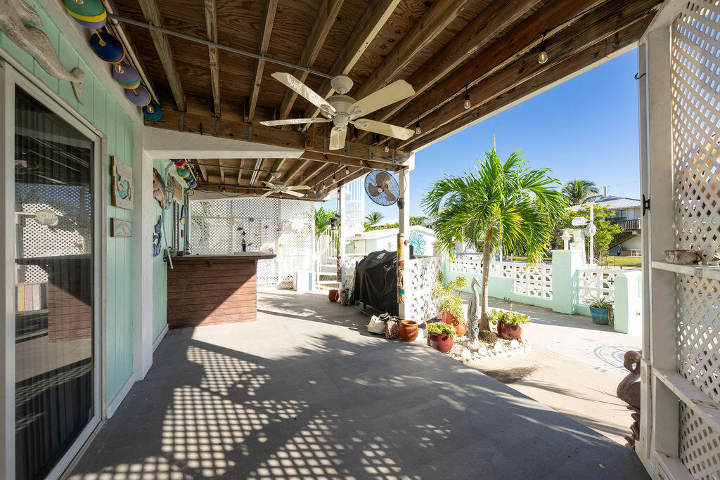 845 Gulf Drive