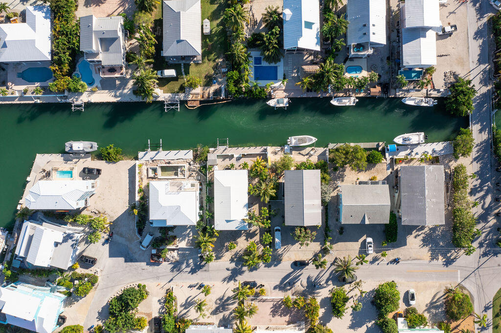 845 Gulf Drive