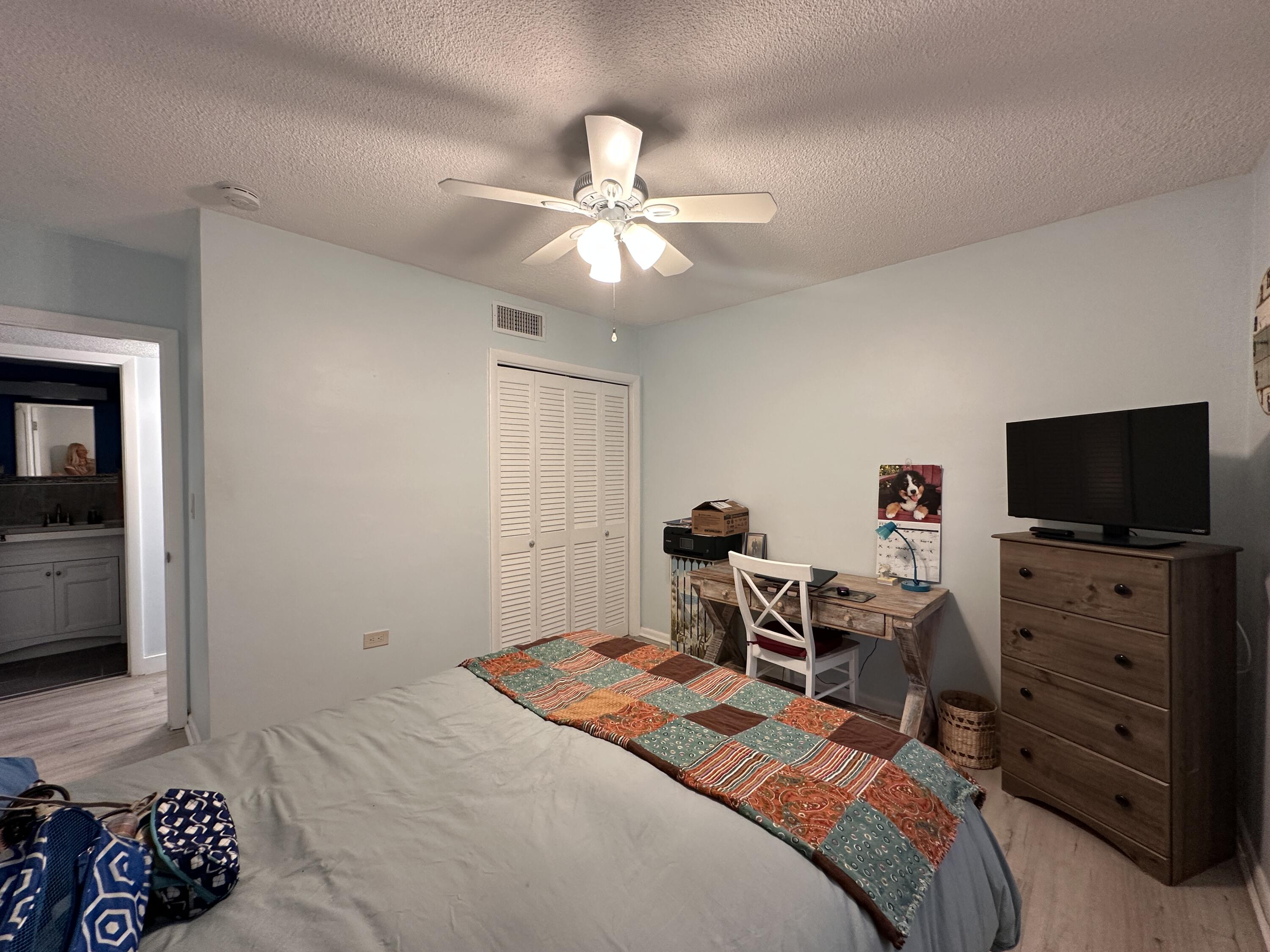 1129 Pebble Beach Lane Unit: 4