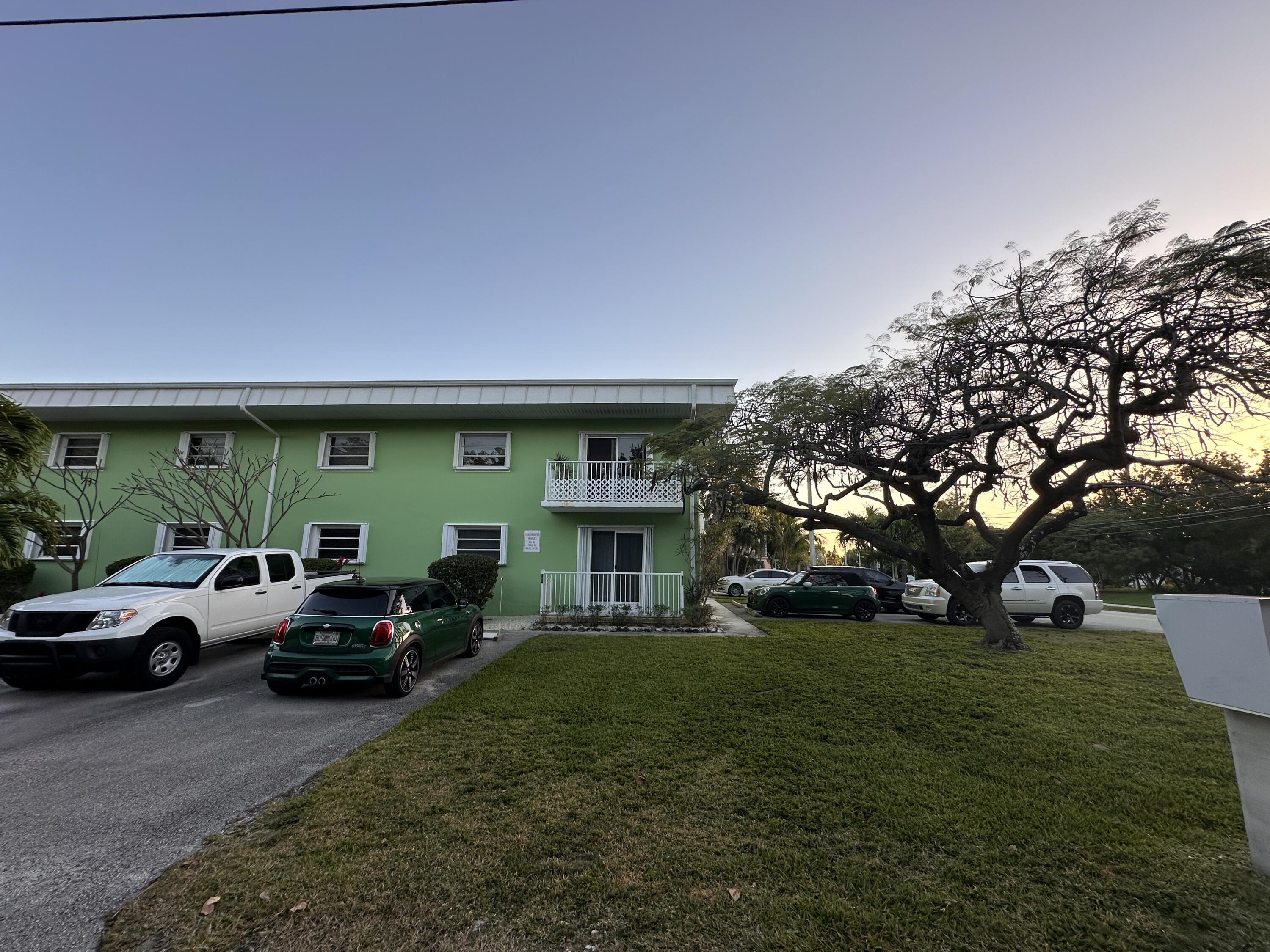 1129 Pebble Beach Lane Unit: 4