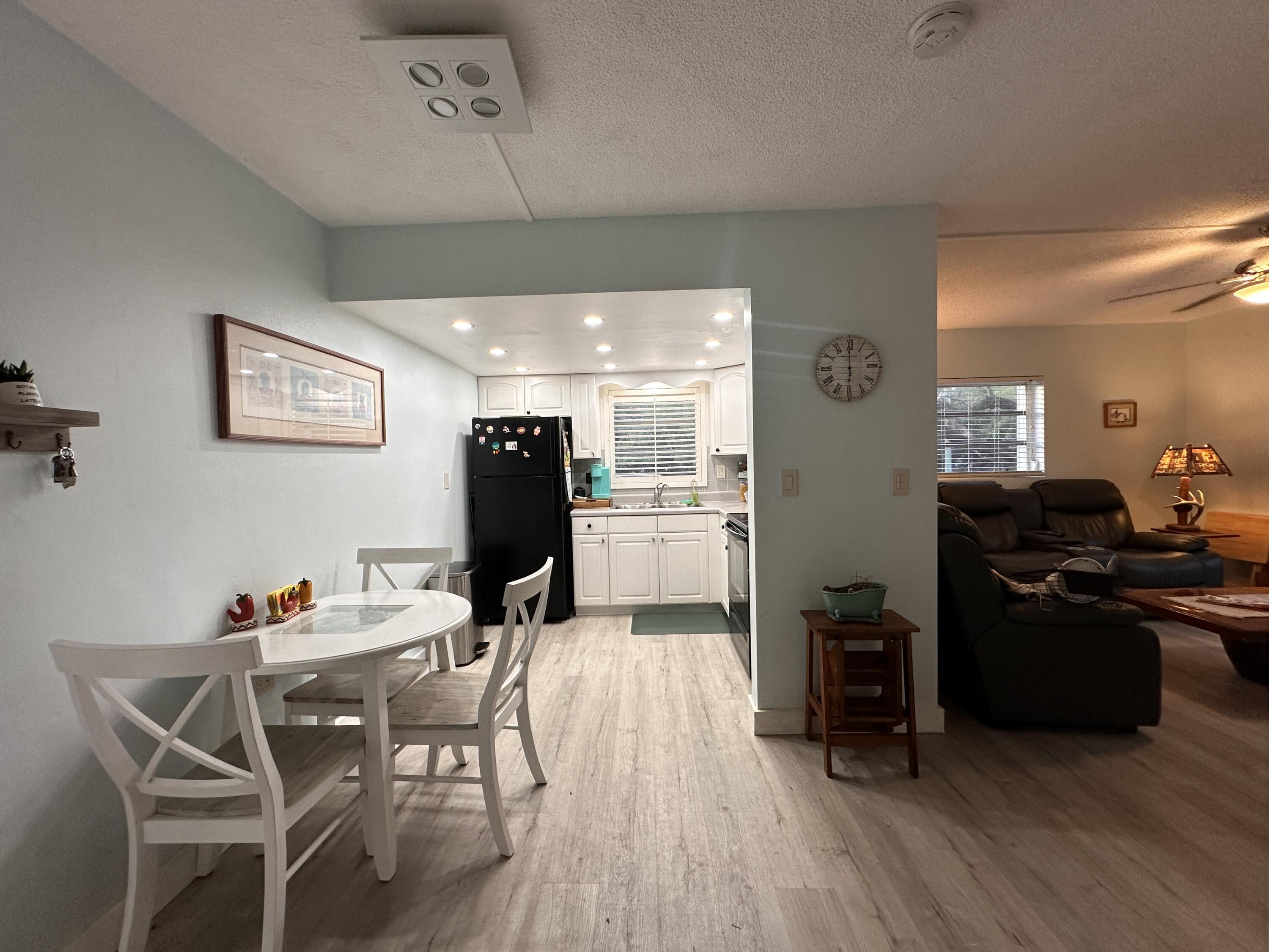 1129 Pebble Beach Lane Unit: 4